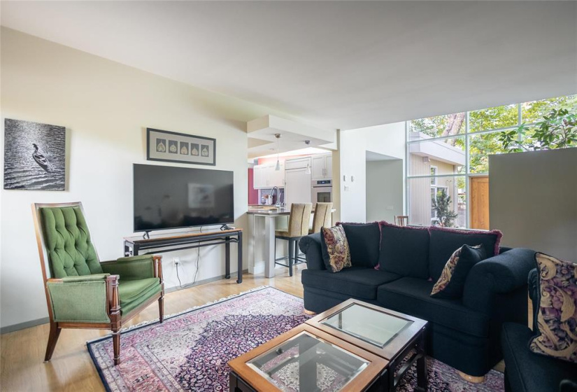 544 South, 3 Bedrooms Bedrooms, 14 Rooms Rooms,2 BathroomsBathrooms,Residential,For Sale,South