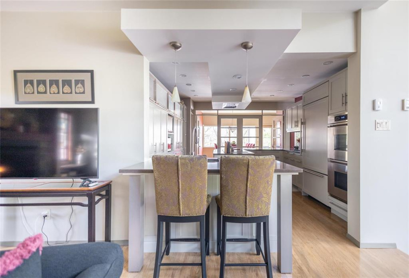 544 South, 3 Bedrooms Bedrooms, 14 Rooms Rooms,2 BathroomsBathrooms,Residential,For Sale,South