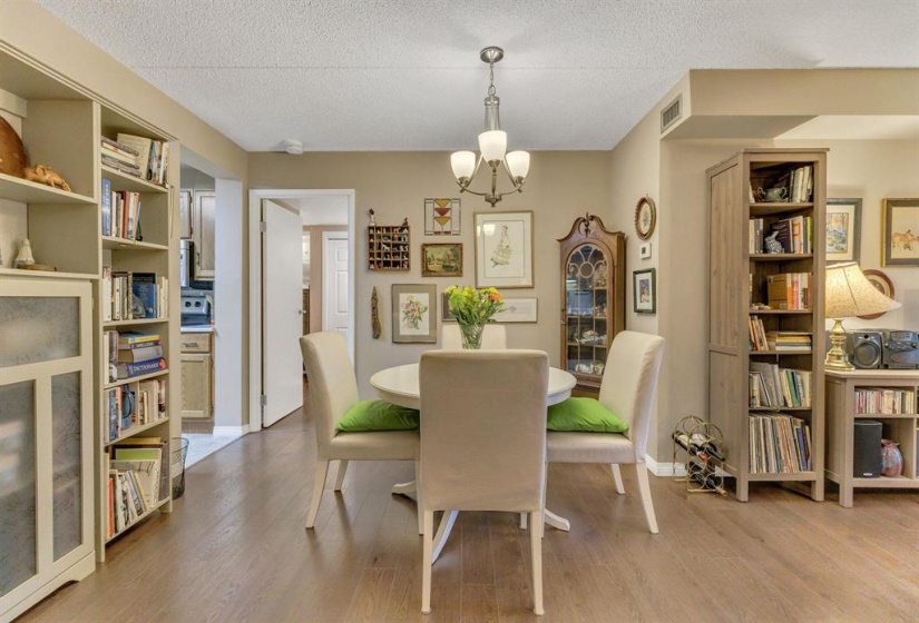 75 Swindon, 1 Bedroom Bedrooms, 7 Rooms Rooms,1 BathroomBathrooms,Condominium,For Sale,Swindon