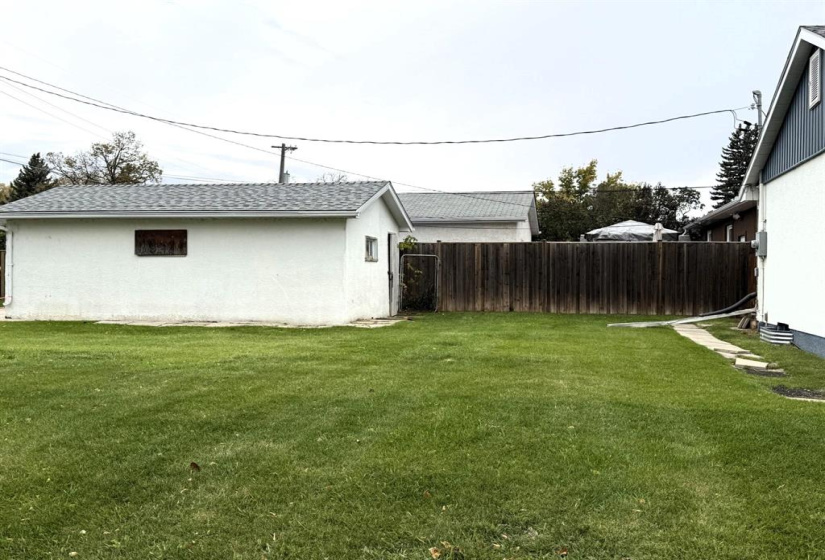43 Amarynth, 3 Bedrooms Bedrooms, 11 Rooms Rooms,1 BathroomBathrooms,Residential,For Sale,Amarynth