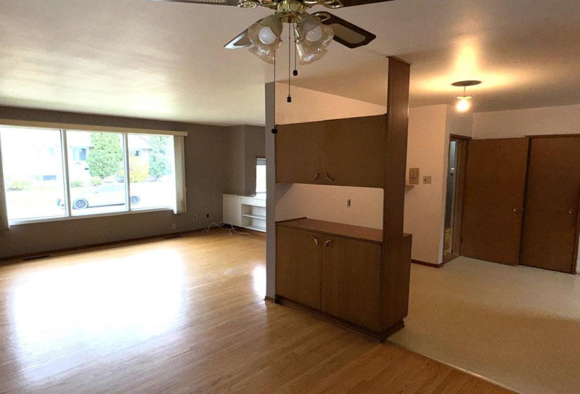 43 Amarynth, 3 Bedrooms Bedrooms, 11 Rooms Rooms,1 BathroomBathrooms,Residential,For Sale,Amarynth