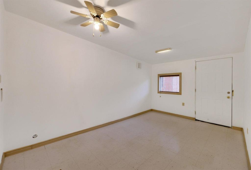 Large laundry room/mudroom