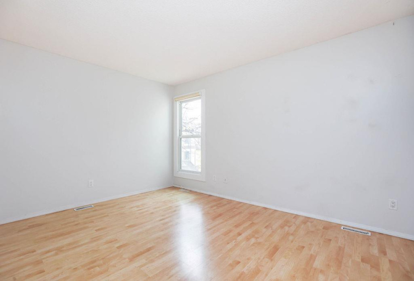 3040 Pembina, 2 Bedrooms Bedrooms, 7 Rooms Rooms,1 BathroomBathrooms,Condominium,For Sale,Pembina
