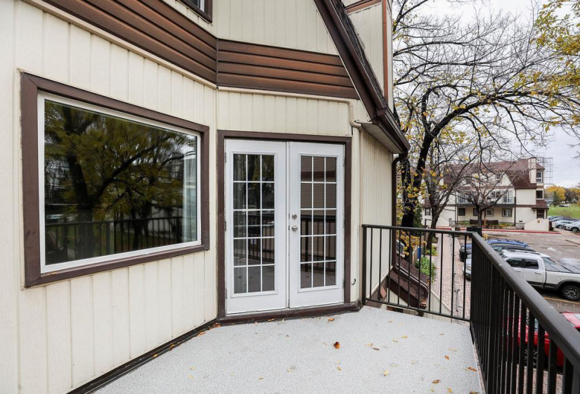 3040 Pembina, 2 Bedrooms Bedrooms, 7 Rooms Rooms,1 BathroomBathrooms,Condominium,For Sale,Pembina