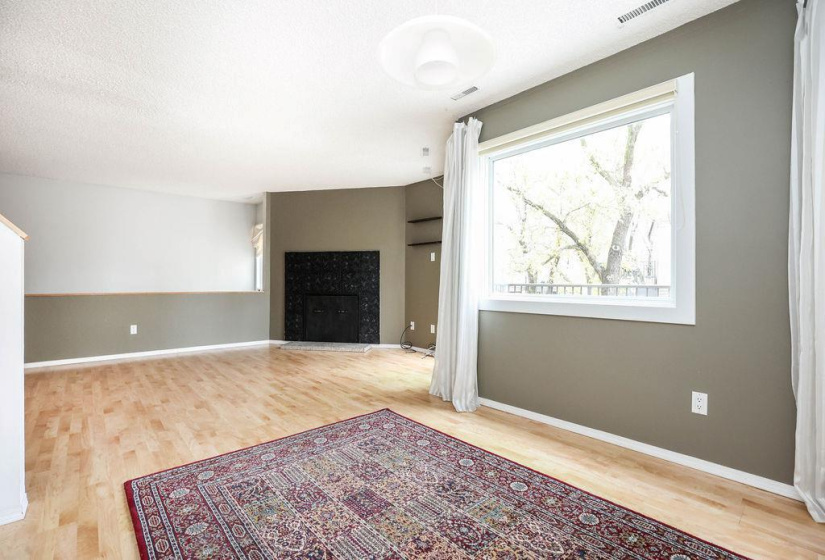 3040 Pembina, 2 Bedrooms Bedrooms, 7 Rooms Rooms,1 BathroomBathrooms,Condominium,For Sale,Pembina