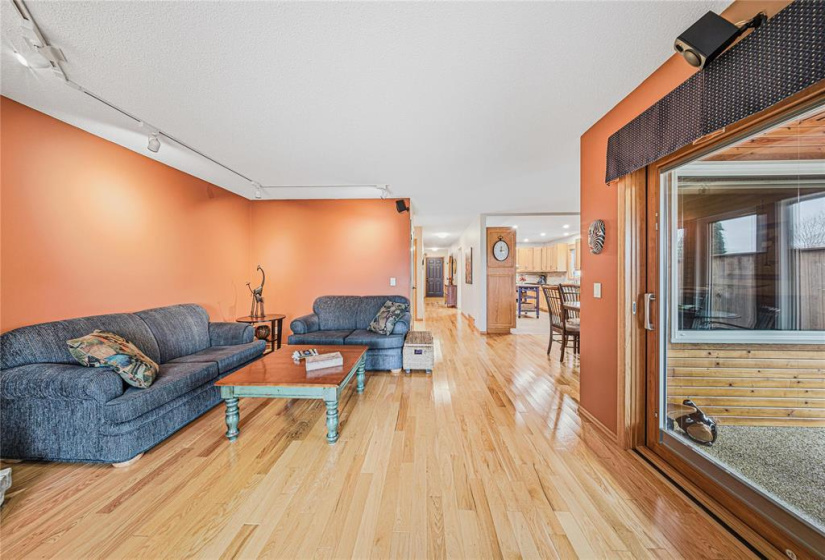 70 Southfields, 3 Bedrooms Bedrooms, 16 Rooms Rooms,3 BathroomsBathrooms,Residential,For Sale,Southfields