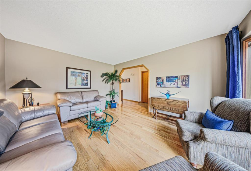 70 Southfields, 3 Bedrooms Bedrooms, 16 Rooms Rooms,3 BathroomsBathrooms,Residential,For Sale,Southfields