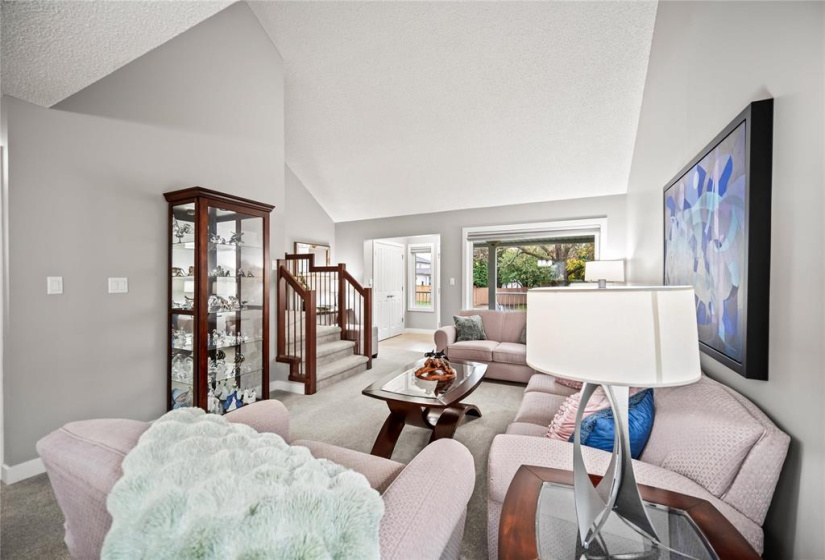 11 Burnhill, 4 Bedrooms Bedrooms, 14 Rooms Rooms,2 BathroomsBathrooms,Residential,For Sale,Burnhill