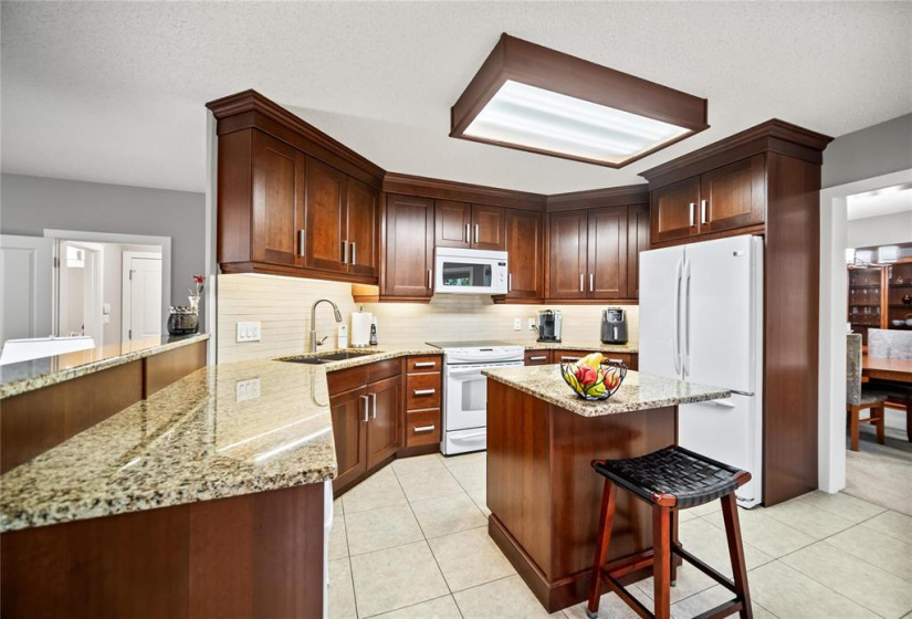 11 Burnhill, 4 Bedrooms Bedrooms, 14 Rooms Rooms,2 BathroomsBathrooms,Residential,For Sale,Burnhill