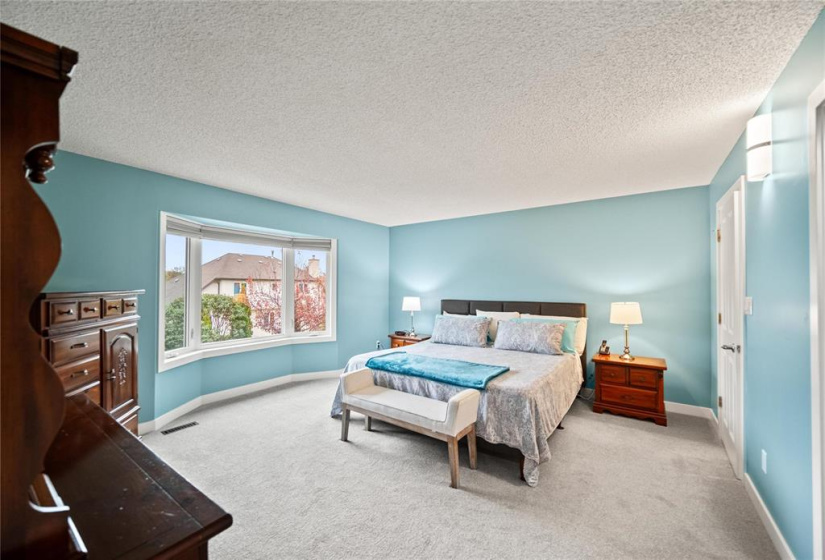 11 Burnhill, 4 Bedrooms Bedrooms, 14 Rooms Rooms,2 BathroomsBathrooms,Residential,For Sale,Burnhill