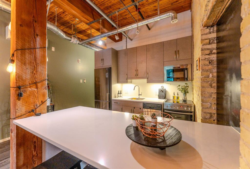 139 Market, 2 Bedrooms Bedrooms, 4 Rooms Rooms,Condominium,For Sale,Market