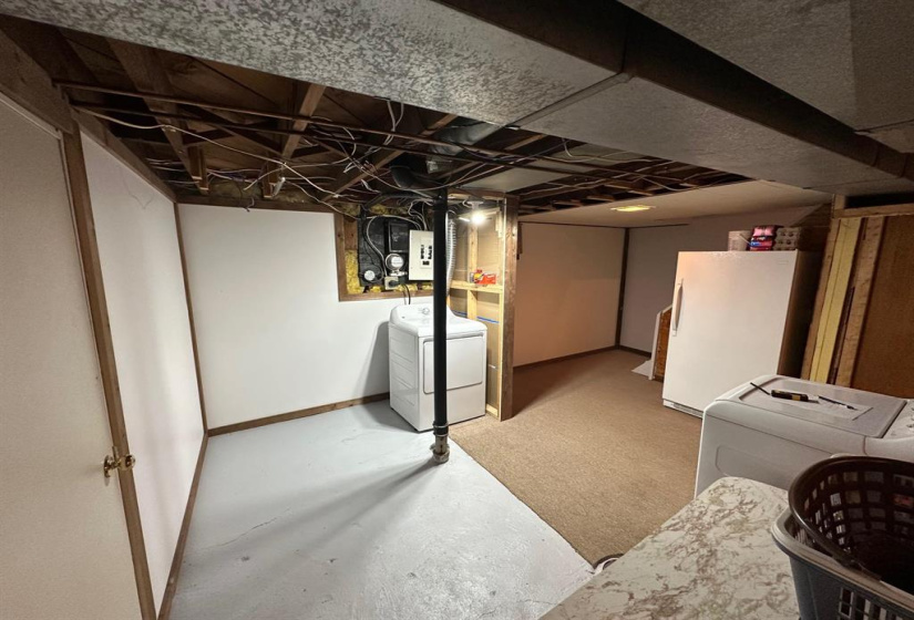 70 Horace, 2 Bedrooms Bedrooms, 7 Rooms Rooms,1 BathroomBathrooms,Residential,For Sale,Horace