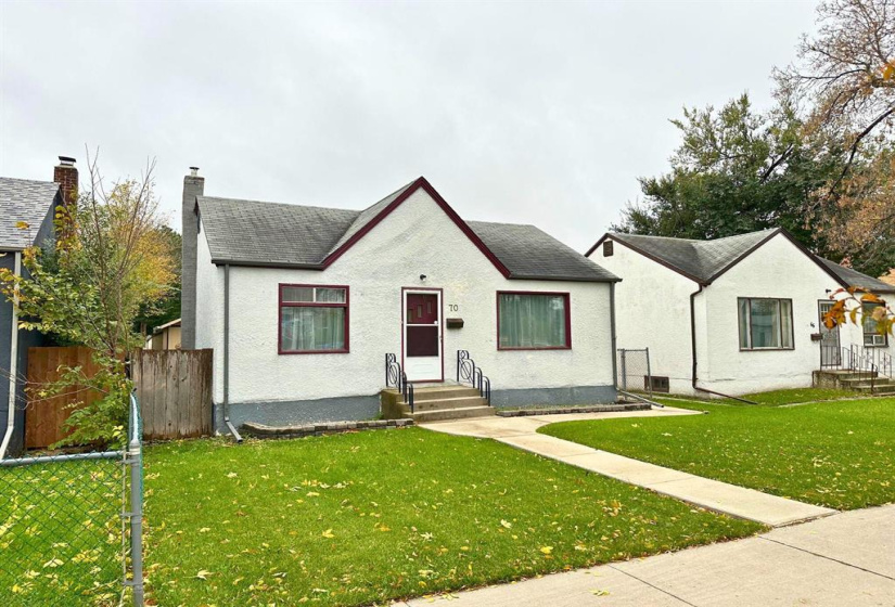 70 Horace, 2 Bedrooms Bedrooms, 7 Rooms Rooms,1 BathroomBathrooms,Residential,For Sale,Horace