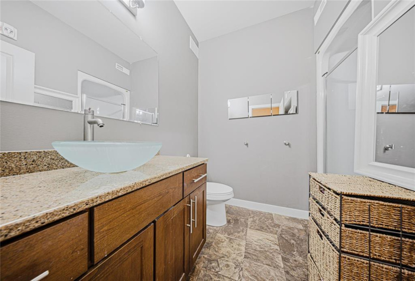 480 Henderson, 2 Bedrooms Bedrooms, 8 Rooms Rooms,2 BathroomsBathrooms,Condominium,For Sale,Henderson