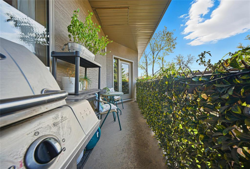480 Henderson, 2 Bedrooms Bedrooms, 8 Rooms Rooms,2 BathroomsBathrooms,Condominium,For Sale,Henderson