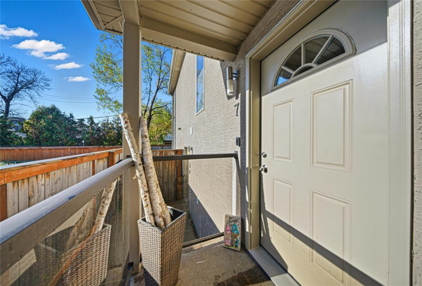 480 Henderson, 2 Bedrooms Bedrooms, 8 Rooms Rooms,2 BathroomsBathrooms,Condominium,For Sale,Henderson