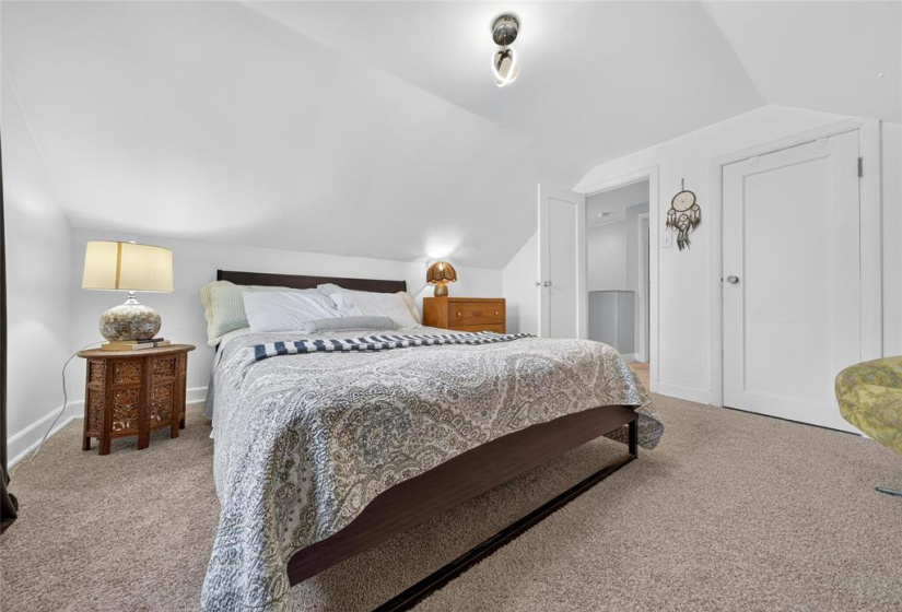 279 Cheriton, 4 Bedrooms Bedrooms, 11 Rooms Rooms,1 BathroomBathrooms,Residential,For Sale,Cheriton