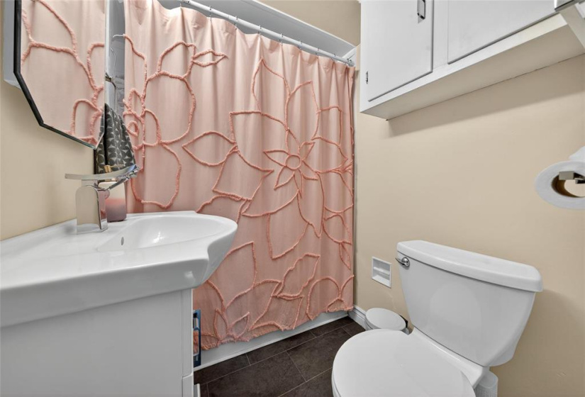 279 Cheriton, 4 Bedrooms Bedrooms, 11 Rooms Rooms,1 BathroomBathrooms,Residential,For Sale,Cheriton