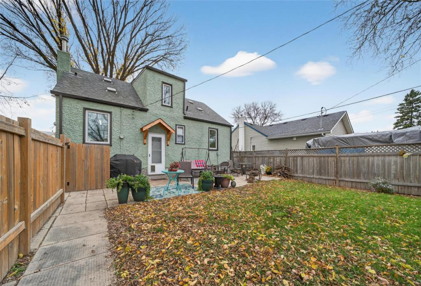 279 Cheriton, 4 Bedrooms Bedrooms, 11 Rooms Rooms,1 BathroomBathrooms,Residential,For Sale,Cheriton