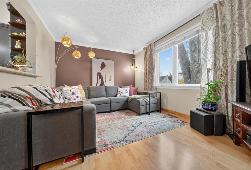 279 Cheriton, 4 Bedrooms Bedrooms, 11 Rooms Rooms,1 BathroomBathrooms,Residential,For Sale,Cheriton