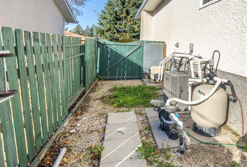 26 Dubuc, 3 Bedrooms Bedrooms, 18 Rooms Rooms,3 BathroomsBathrooms,Residential,For Sale,Dubuc