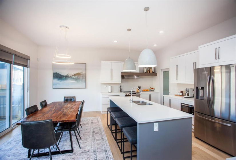 408 Cherrywood, 5 Bedrooms Bedrooms, 13 Rooms Rooms,3 BathroomsBathrooms,Residential,For Sale,Cherrywood