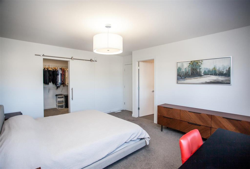 408 Cherrywood, 5 Bedrooms Bedrooms, 13 Rooms Rooms,3 BathroomsBathrooms,Residential,For Sale,Cherrywood