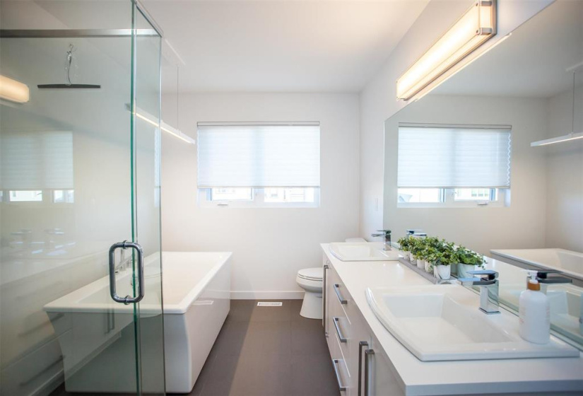 408 Cherrywood, 5 Bedrooms Bedrooms, 13 Rooms Rooms,3 BathroomsBathrooms,Residential,For Sale,Cherrywood