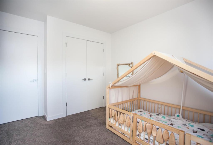 408 Cherrywood, 5 Bedrooms Bedrooms, 13 Rooms Rooms,3 BathroomsBathrooms,Residential,For Sale,Cherrywood