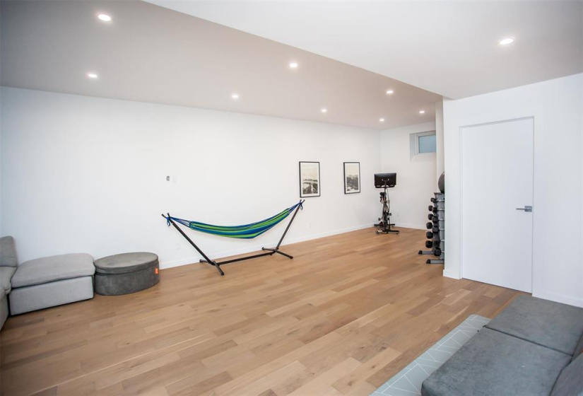 408 Cherrywood, 5 Bedrooms Bedrooms, 13 Rooms Rooms,3 BathroomsBathrooms,Residential,For Sale,Cherrywood