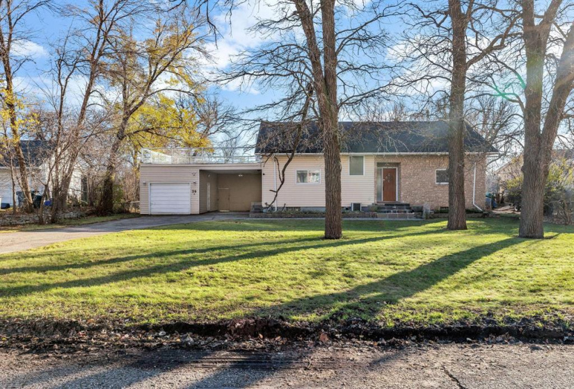 26 Mount Royal, 5 Bedrooms Bedrooms, 16 Rooms Rooms,4 BathroomsBathrooms,Residential,For Sale,Mount Royal