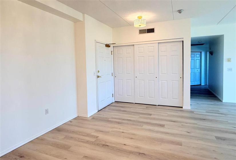 895 Wilkes, 2 Bedrooms Bedrooms, 8 Rooms Rooms,2 BathroomsBathrooms,Condominium,For Sale,Wilkes