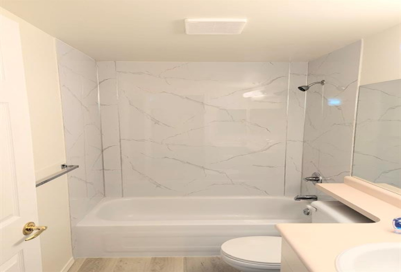 895 Wilkes, 2 Bedrooms Bedrooms, 8 Rooms Rooms,2 BathroomsBathrooms,Condominium,For Sale,Wilkes