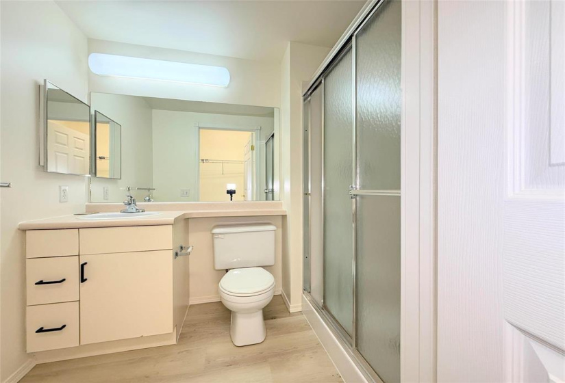 895 Wilkes, 2 Bedrooms Bedrooms, 8 Rooms Rooms,2 BathroomsBathrooms,Condominium,For Sale,Wilkes