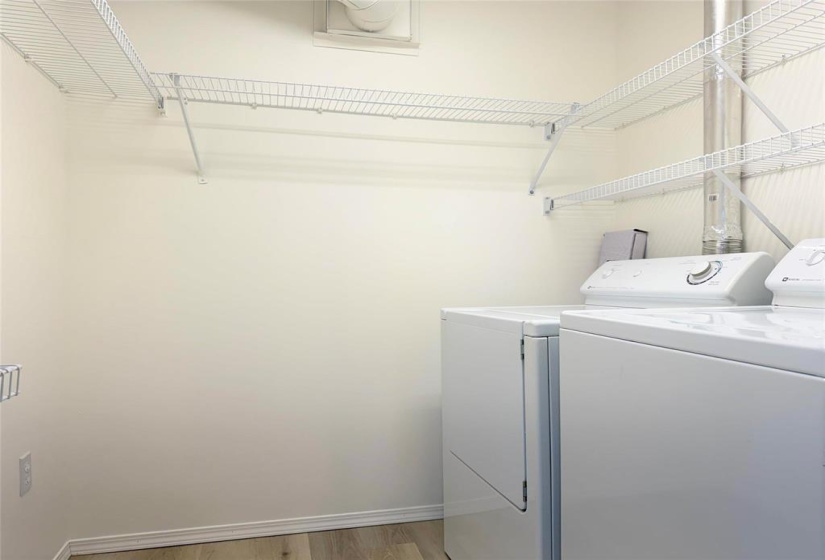 895 Wilkes, 2 Bedrooms Bedrooms, 8 Rooms Rooms,2 BathroomsBathrooms,Condominium,For Sale,Wilkes