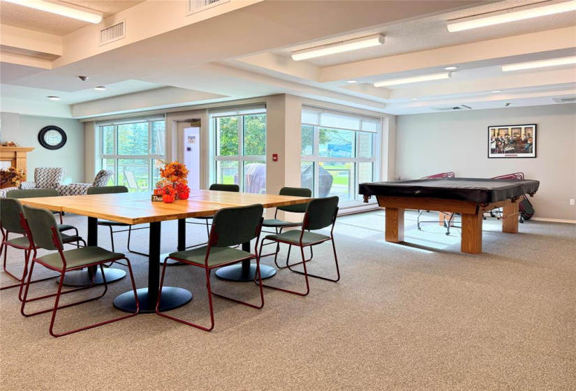 895 Wilkes, 2 Bedrooms Bedrooms, 8 Rooms Rooms,2 BathroomsBathrooms,Condominium,For Sale,Wilkes