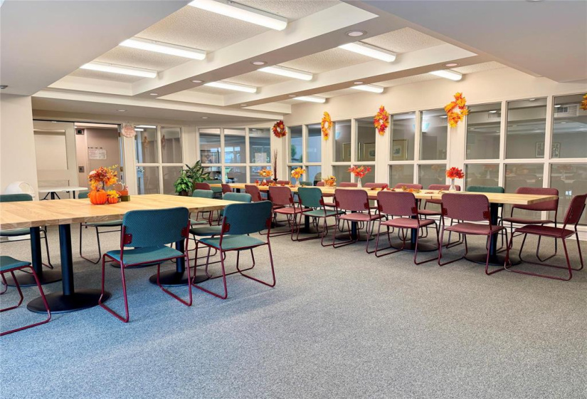 895 Wilkes, 2 Bedrooms Bedrooms, 8 Rooms Rooms,2 BathroomsBathrooms,Condominium,For Sale,Wilkes