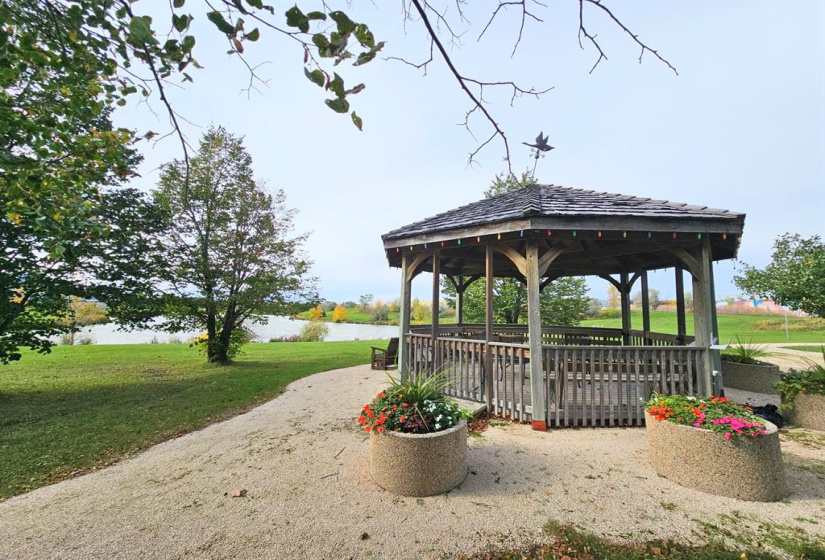 895 Wilkes, 2 Bedrooms Bedrooms, 8 Rooms Rooms,2 BathroomsBathrooms,Condominium,For Sale,Wilkes