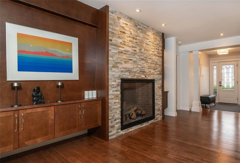 98 Hopwood, 3 Bedrooms Bedrooms, 10 Rooms Rooms,2 BathroomsBathrooms,Residential,For Sale,Hopwood