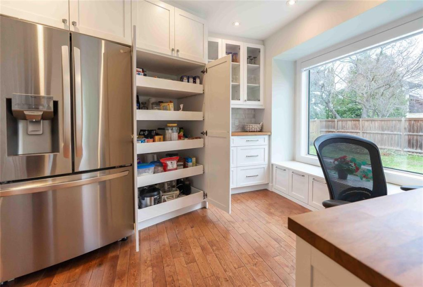 98 Hopwood, 3 Bedrooms Bedrooms, 10 Rooms Rooms,2 BathroomsBathrooms,Residential,For Sale,Hopwood