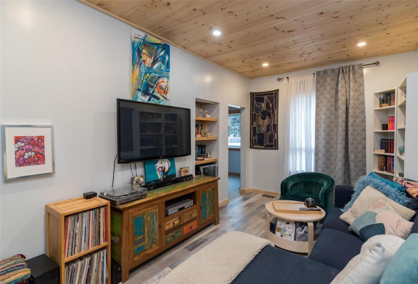 458 Arnold, 2 Bedrooms Bedrooms, 7 Rooms Rooms,1 BathroomBathrooms,Residential,For Sale,Arnold