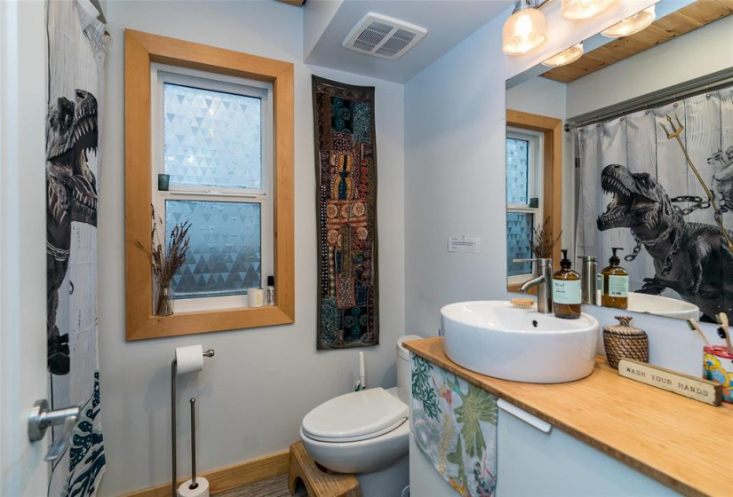 458 Arnold, 2 Bedrooms Bedrooms, 7 Rooms Rooms,1 BathroomBathrooms,Residential,For Sale,Arnold