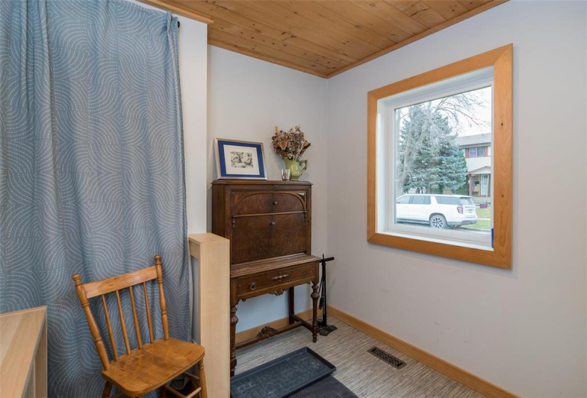 458 Arnold, 2 Bedrooms Bedrooms, 7 Rooms Rooms,1 BathroomBathrooms,Residential,For Sale,Arnold