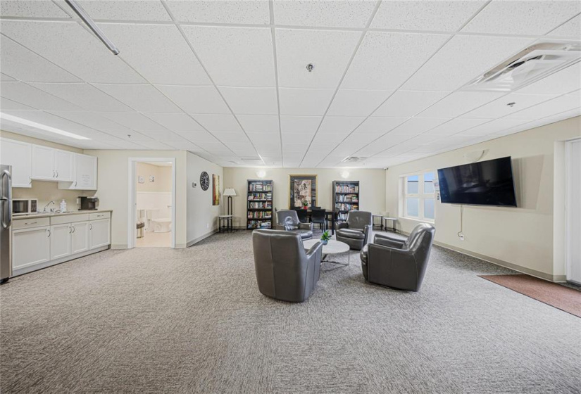 110 Creek Bend, 2 Bedrooms Bedrooms, 8 Rooms Rooms,2 BathroomsBathrooms,Condominium,For Sale,Creek Bend