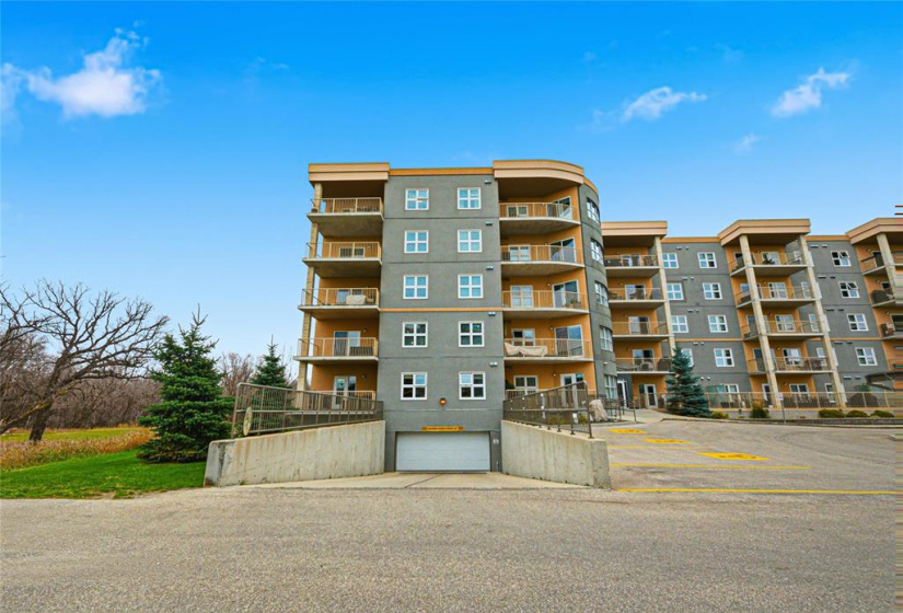 110 Creek Bend, 2 Bedrooms Bedrooms, 8 Rooms Rooms,2 BathroomsBathrooms,Condominium,For Sale,Creek Bend