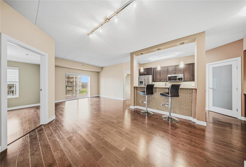 110 Creek Bend, 2 Bedrooms Bedrooms, 8 Rooms Rooms,2 BathroomsBathrooms,Condominium,For Sale,Creek Bend