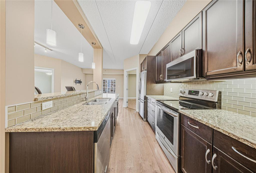 110 Creek Bend, 2 Bedrooms Bedrooms, 8 Rooms Rooms,2 BathroomsBathrooms,Condominium,For Sale,Creek Bend