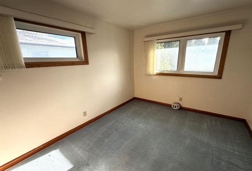 2666 Ness, 3 Bedrooms Bedrooms, 11 Rooms Rooms,2 BathroomsBathrooms,Residential,For Sale,Ness