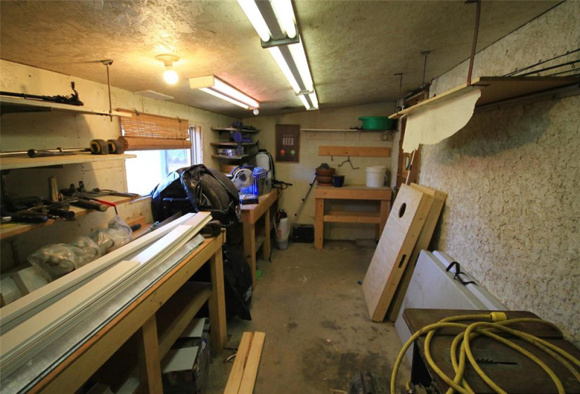 32 Forth, 2 Bedrooms Bedrooms, 9 Rooms Rooms,2 BathroomsBathrooms,Residential,For Sale,Forth