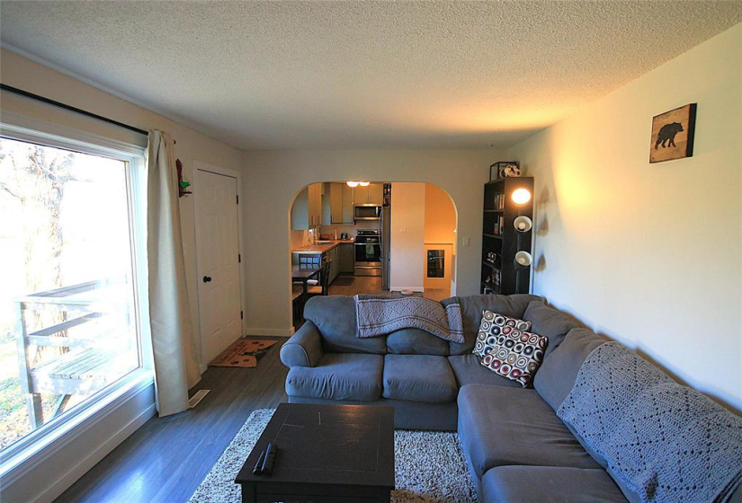 32 Forth, 2 Bedrooms Bedrooms, 9 Rooms Rooms,2 BathroomsBathrooms,Residential,For Sale,Forth